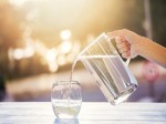 2 cách uống nước khiến thận chịu hành hạ mỗi ngày